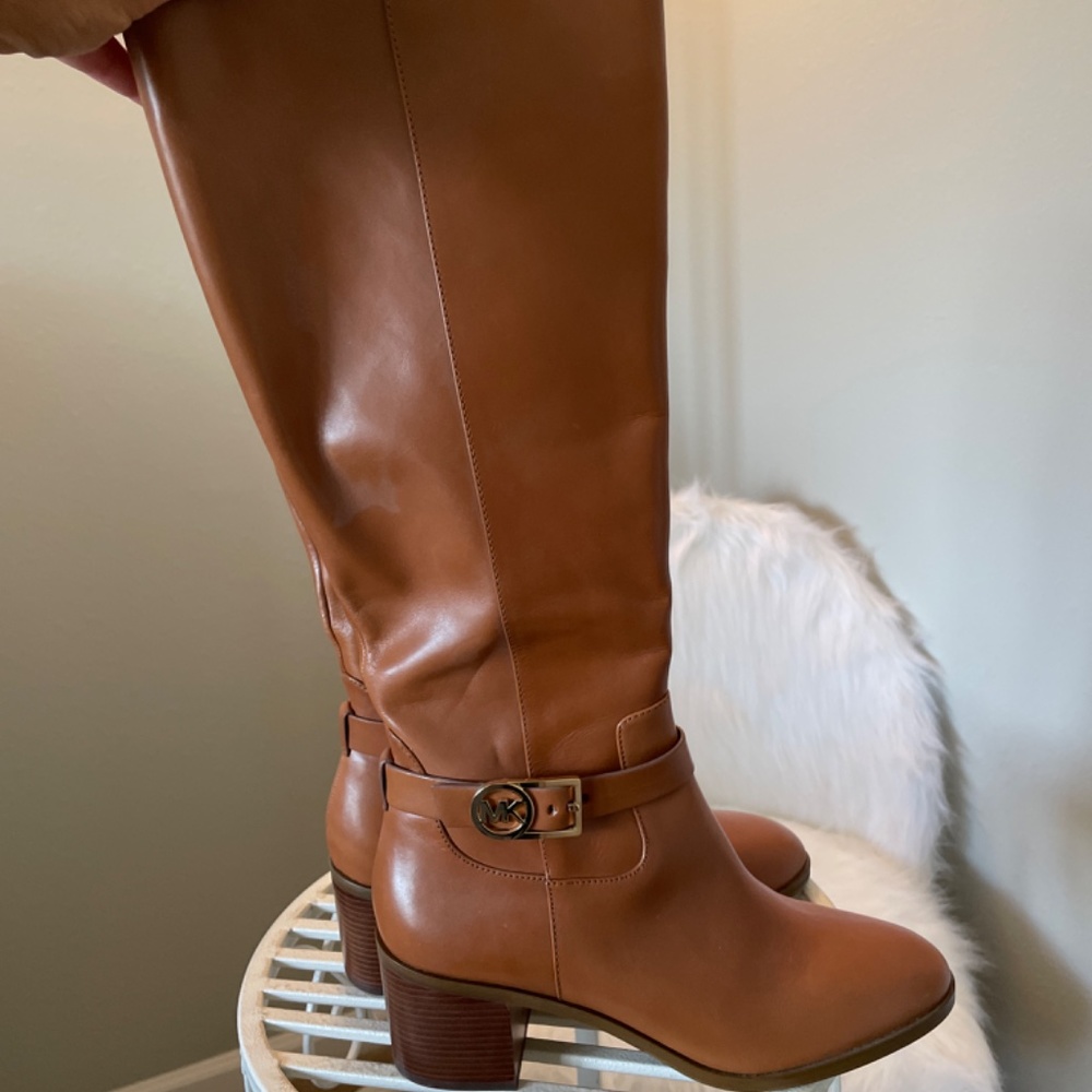 Michael kors boota